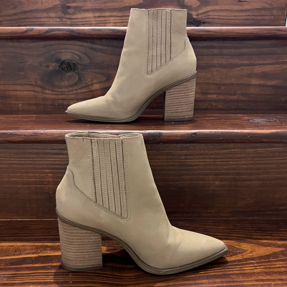 Steve Madden Size 10 Modern Cowboy Ankle Boot
